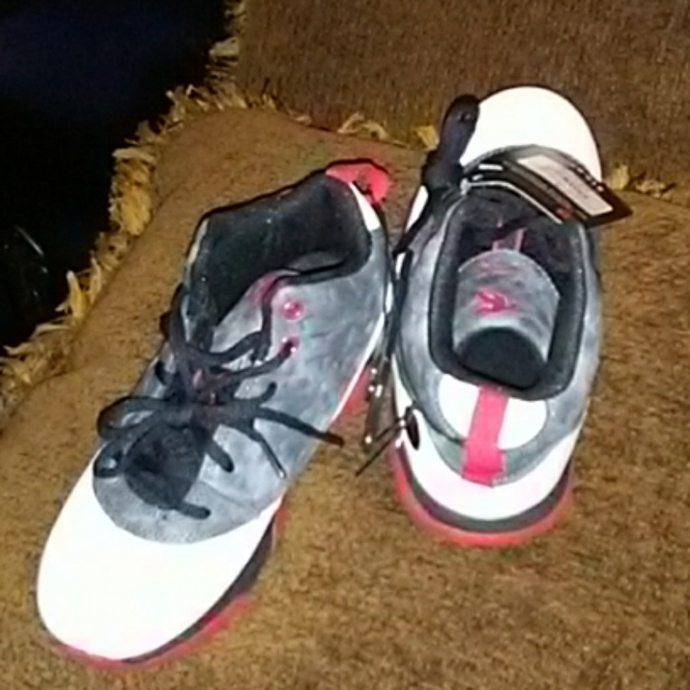 And1 Shoes - Picture 2 of 2